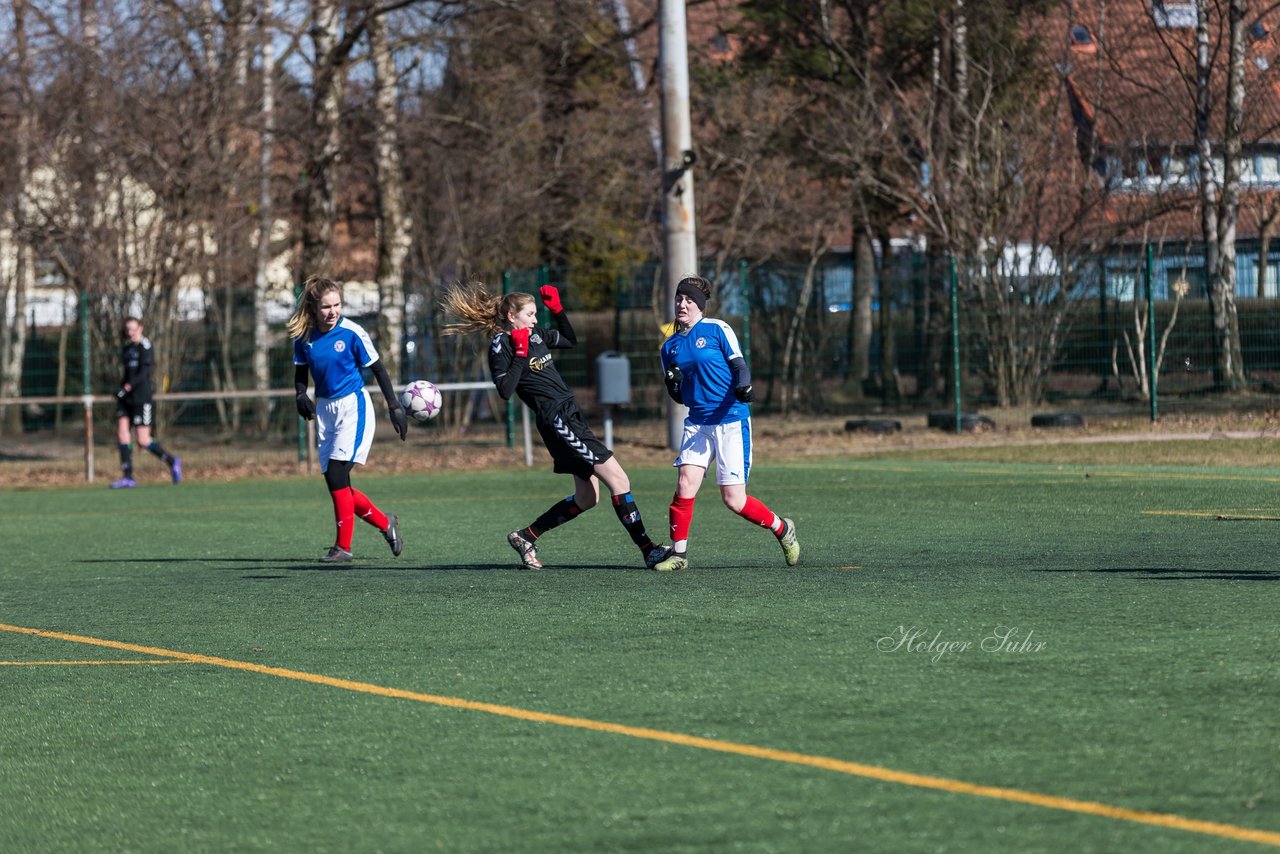 Bild 275 - B-Juniorinnen Halbfinale SVHU - Holstein Kiel : Ergebnis: 3:0